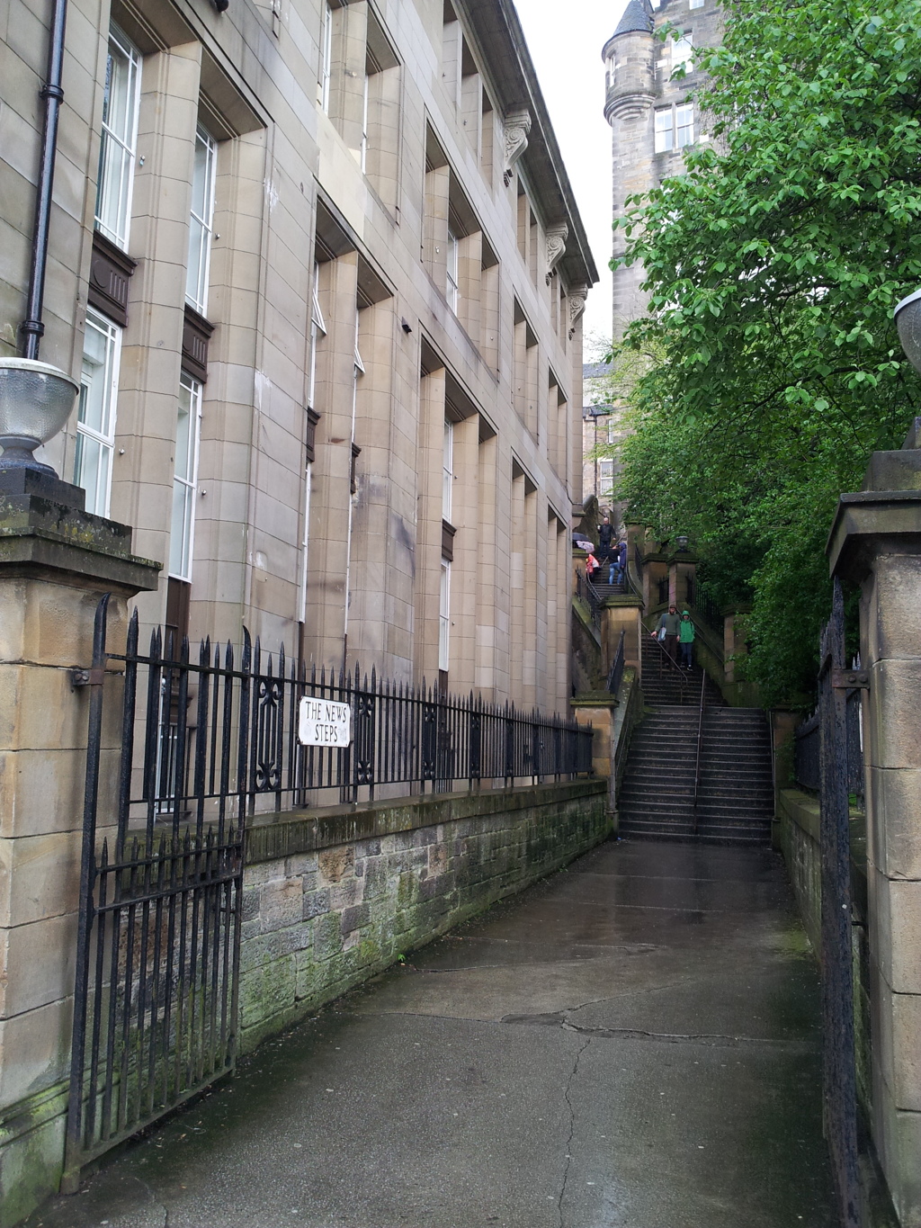 2016/05/21_The News Steps