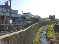 2016/11/14_中央弘前駅と土淵川