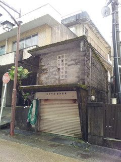 2016/12/10_良い味出してるごみ置場