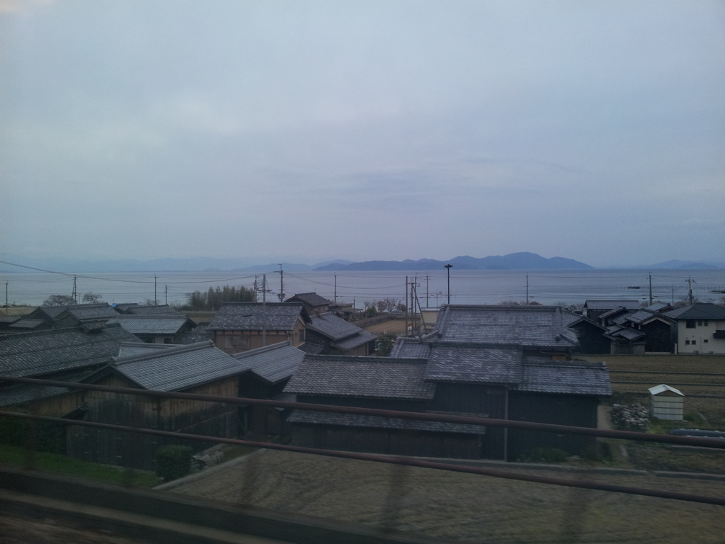 2019/04/13_サンダーバードから琵琶湖を望む