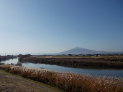 2016/11/14_岩木川と岩木山
