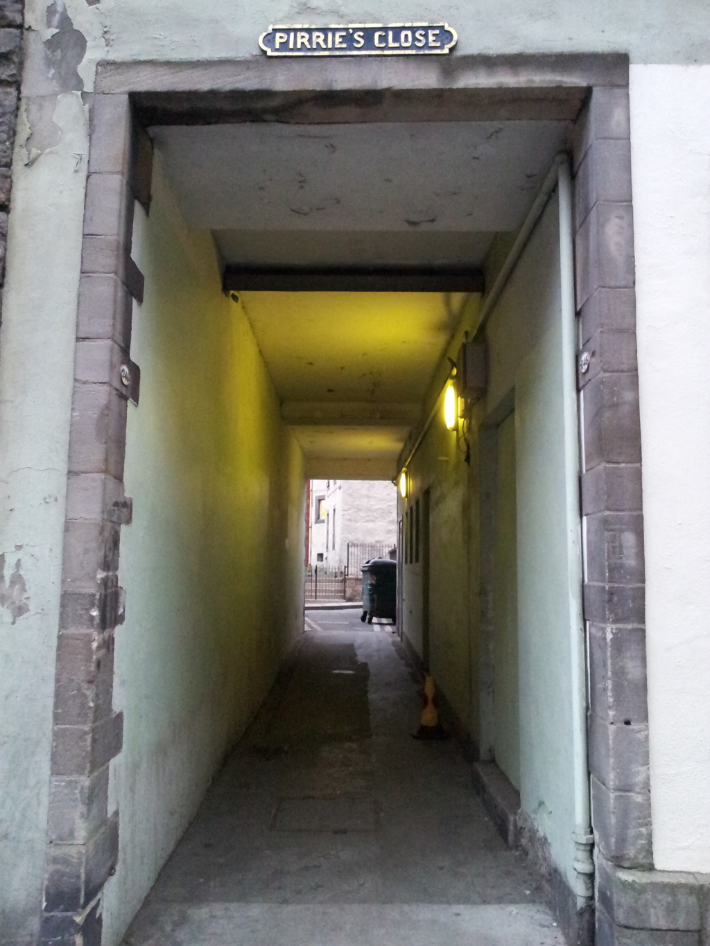 2016/05/20_Pirrie's Close