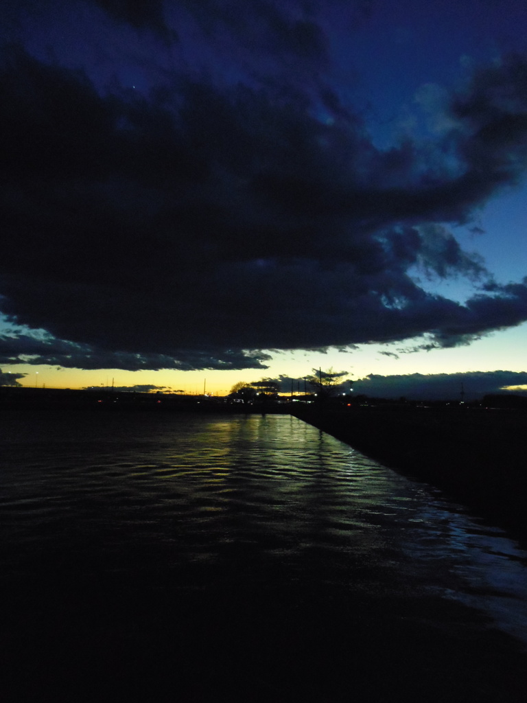 2016/12/23_溜め池の夕暮れ