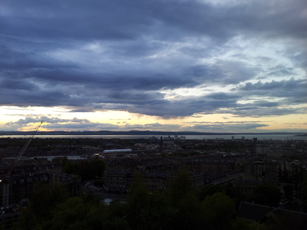 2016/05/21_カールトン・ヒルからフォース湾の夕暮れを望む