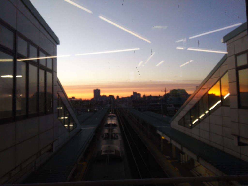 2018/01/12_北上尾駅の朝焼け（没カット）