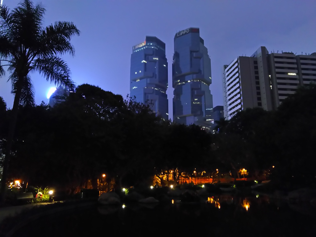 2017/03/12_夜の香港公園と力寶中心