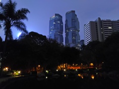 2017/03/12_夜の香港公園と力寶中心