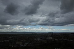 2016/05/21_エディンバラ城から新市街とフォース湾を望む