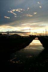 2016/08/21_用水路の夕暮れ