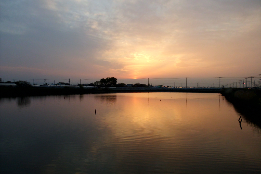 2016/04/16_溜め池の夕暮れ