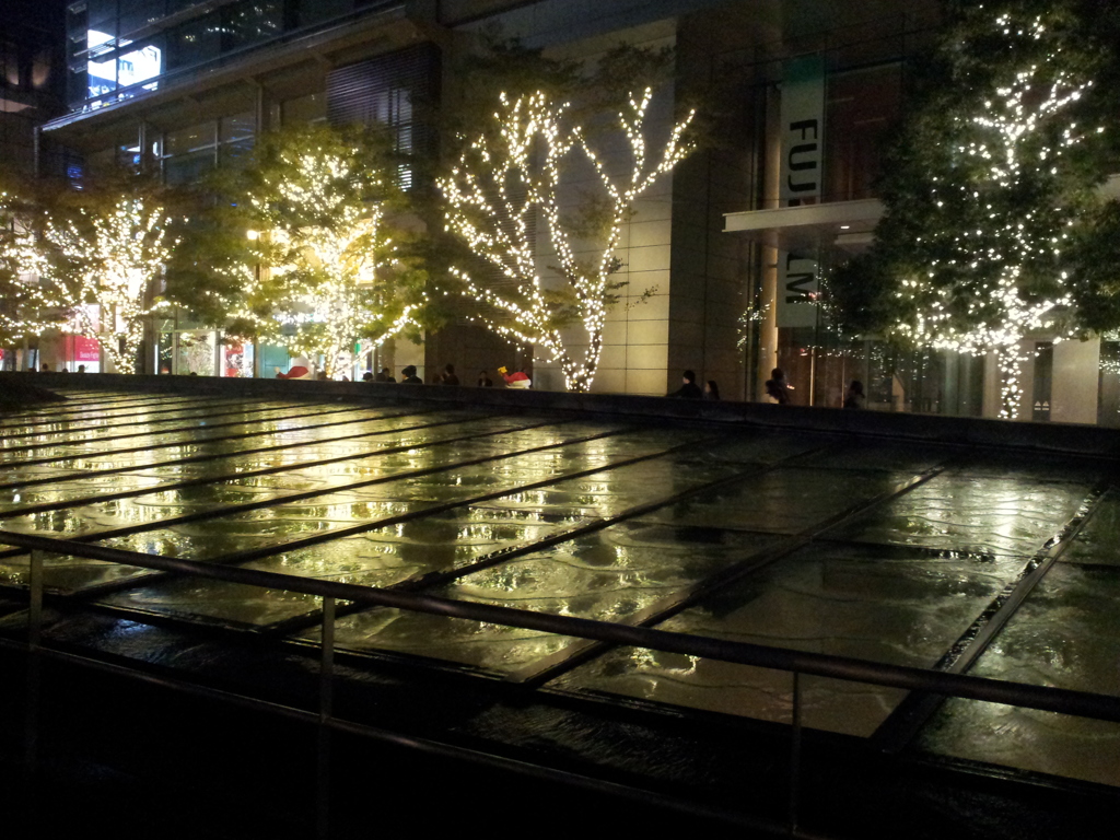 2013/11/16_夜の東京ミッドタウン