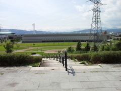 2018/07/14_中央公園展望台から岩手県立美術館を望む