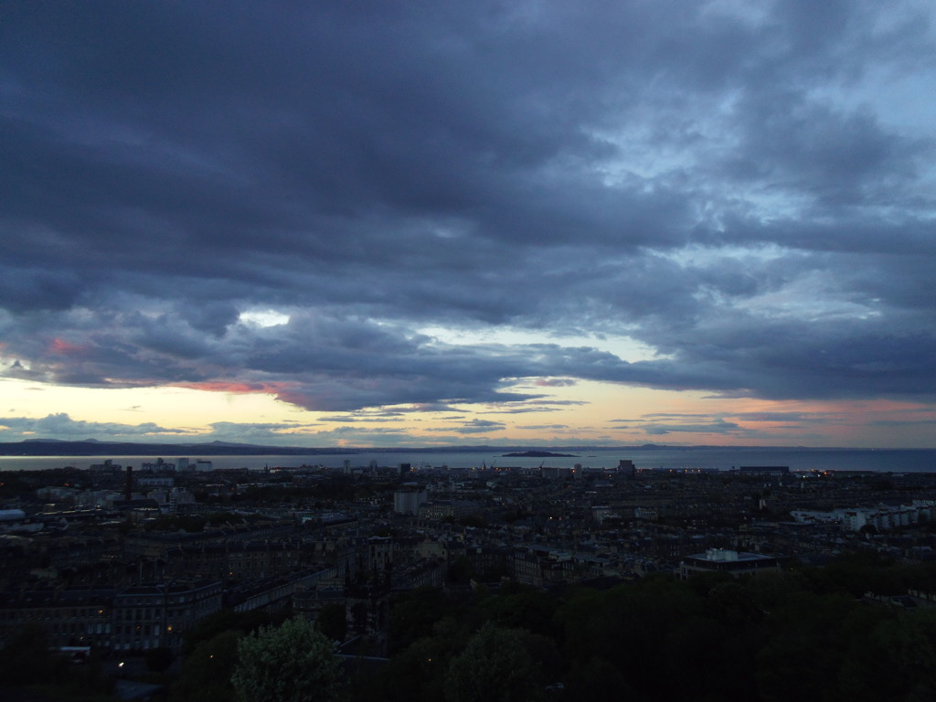 2016/05/21_カールトン・ヒルからフォース湾の夕暮れを望む