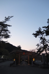 2014/04/12_夕暮れの高麗神社