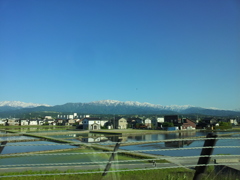2017/05/19_車窓から立山連峰を望む