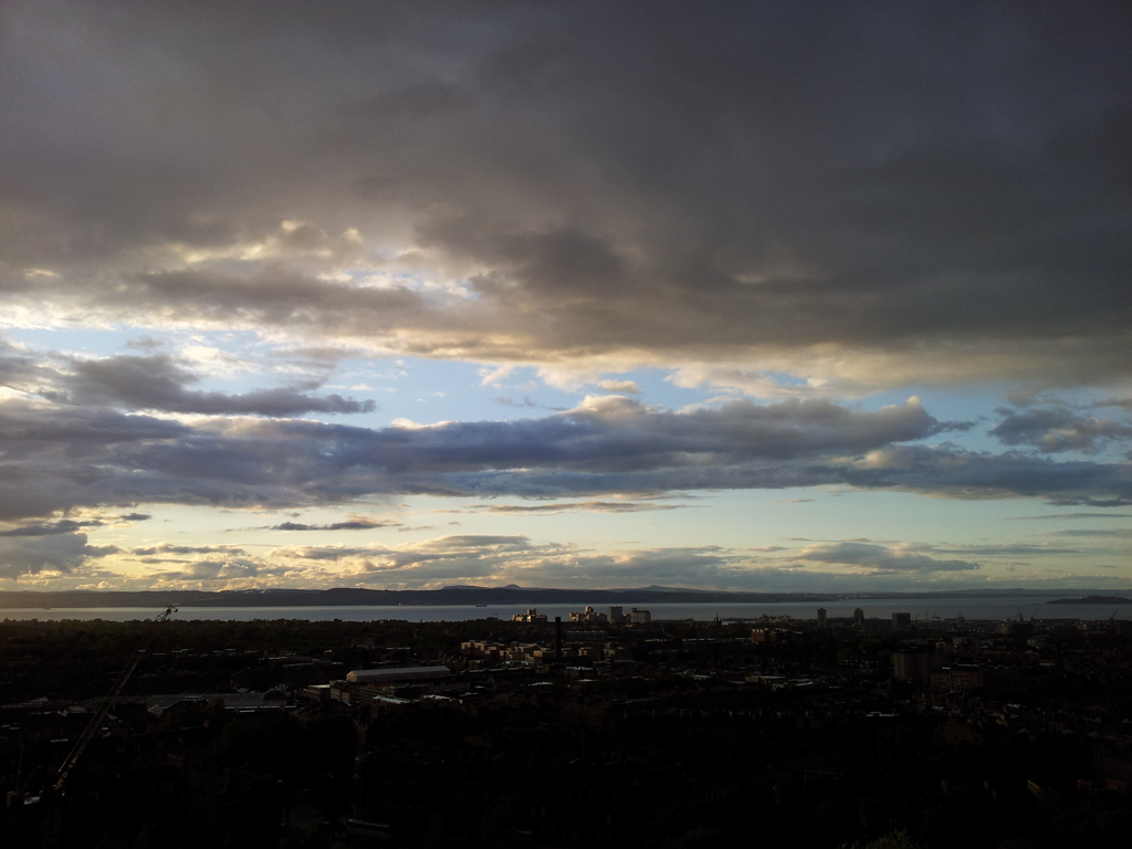 2016/05/21_カールトン・ヒルからフォース湾を望む