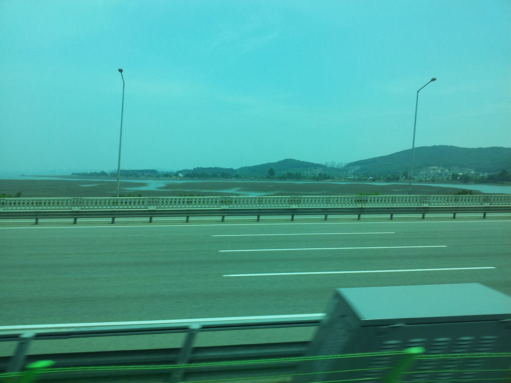 2017/06/19_ソウル〜仁川国際空港の空港鉄道車窓風景