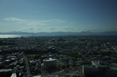 2016/08/12_五稜郭タワーから函館湾と北の山々を望む