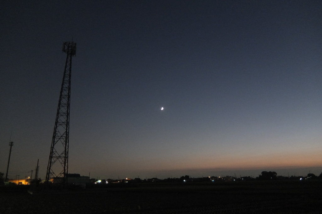 2014/09/28_夕空に月