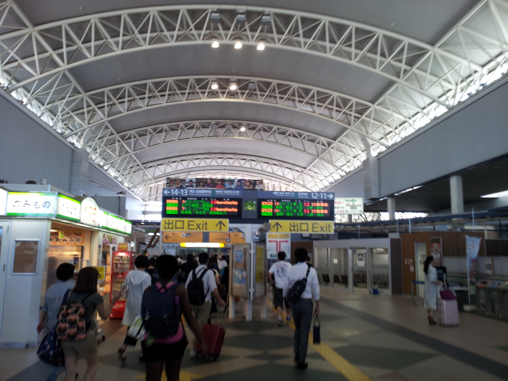 2018/07/15_八戸駅（没カット）