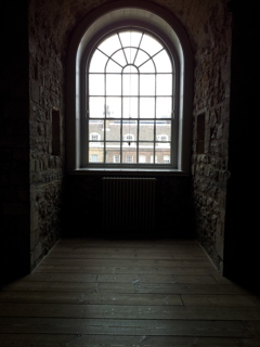 2016/05/19_ロンドン塔 ホワイト・タワーの窓