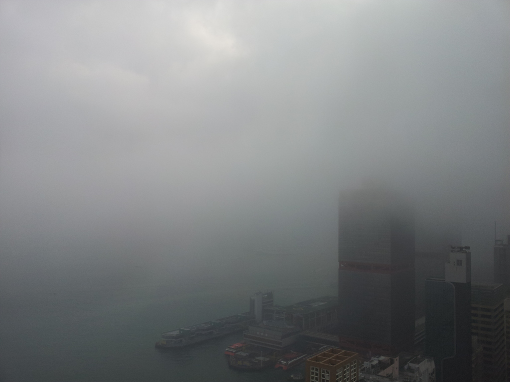 2017/03/13_宿から九龍を望む