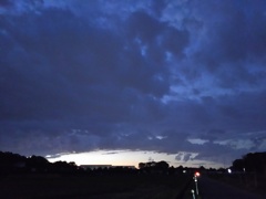 2016/10/23_曇天の夕暮れ