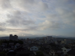 2017/06/14_宿から朝の立山連峰を望む