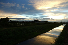 2016/08/21_用水路の夕暮れ