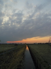 2017/03/25_用水路の夕暮れ