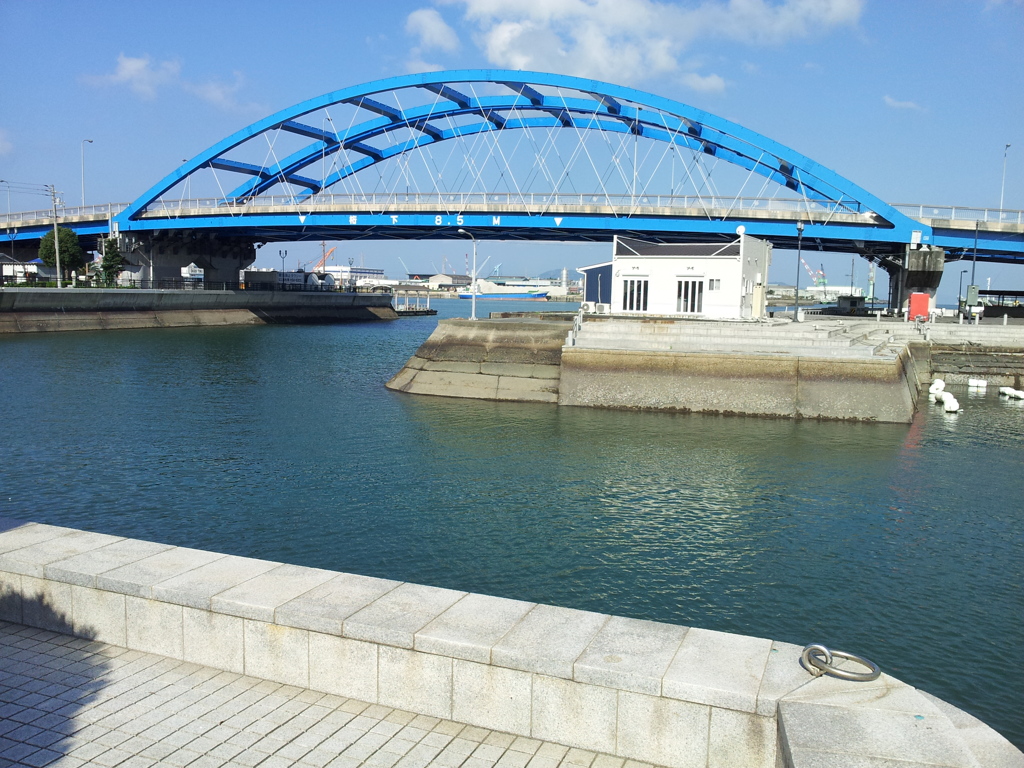 2017/10/26_丸亀港と京極大橋