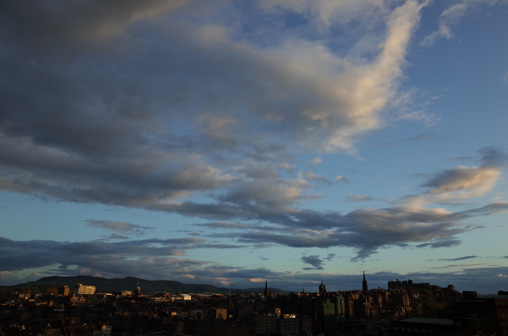 2016/05/21_カールトン・ヒルからエディンバラ市街の夕暮れを望む
