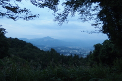 2015/09/21_蓑山近辺から武甲山と秩父市街を望む