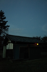 2014/11/23_夕暮れの消防小屋