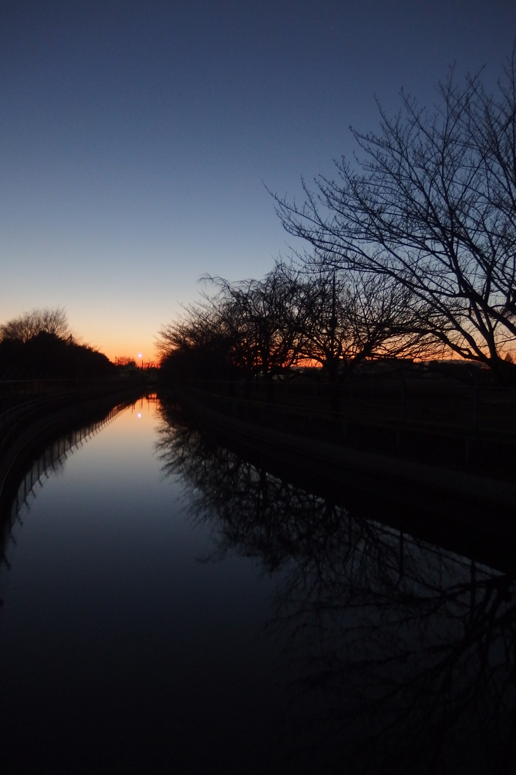 2015/12/26_見沼代用水の夕暮れ