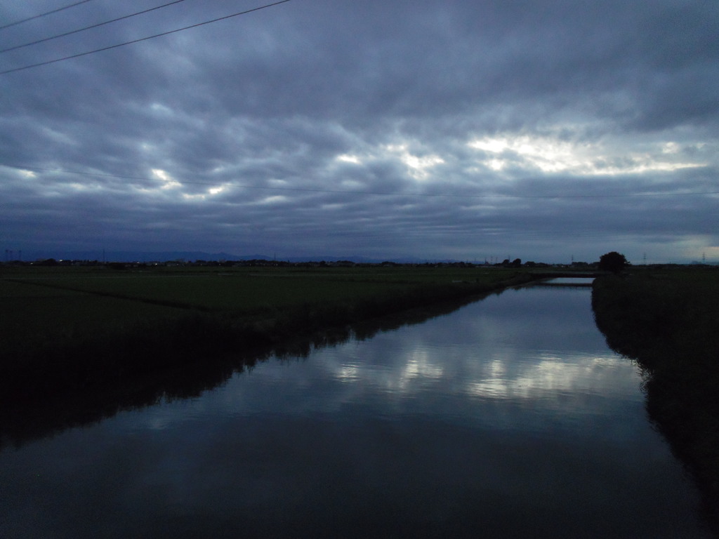 2017/09/02_野通川の曇天