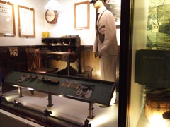 2017/03/12_ピーク・トラム麓駅の展示