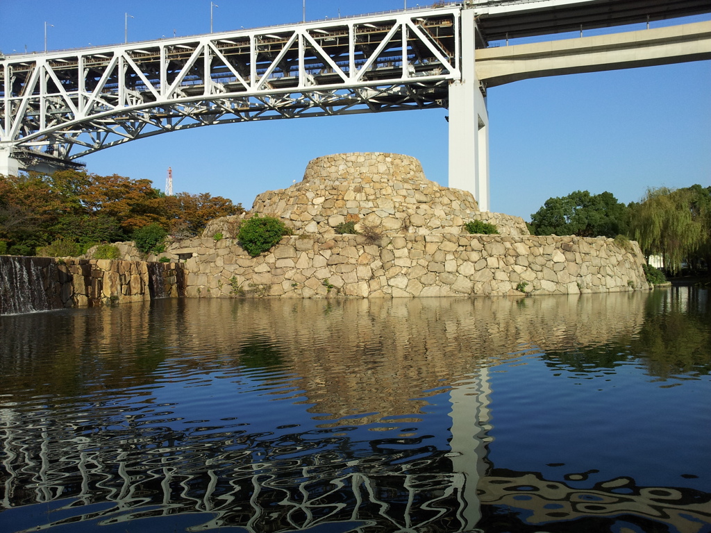 2017/10/26_瀬戸大橋記念公園 浜栗林 甲之池と鬼屏風