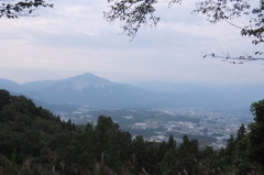 2015/09/21_蓑山近辺から武甲山と秩父市街を望む