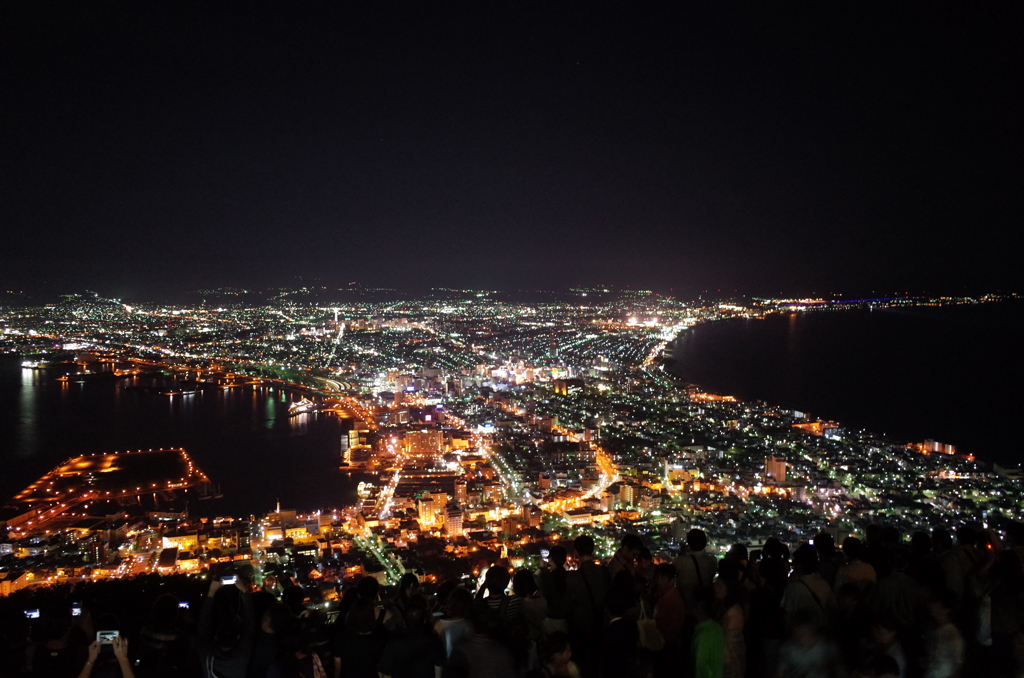 2016/08/12_夜、函館山から函館市街を望む