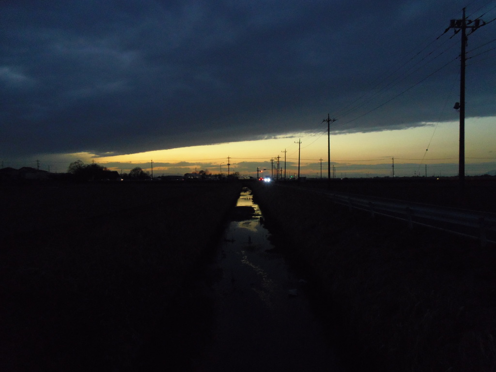 2017/02/18_用水路の夕暮れ