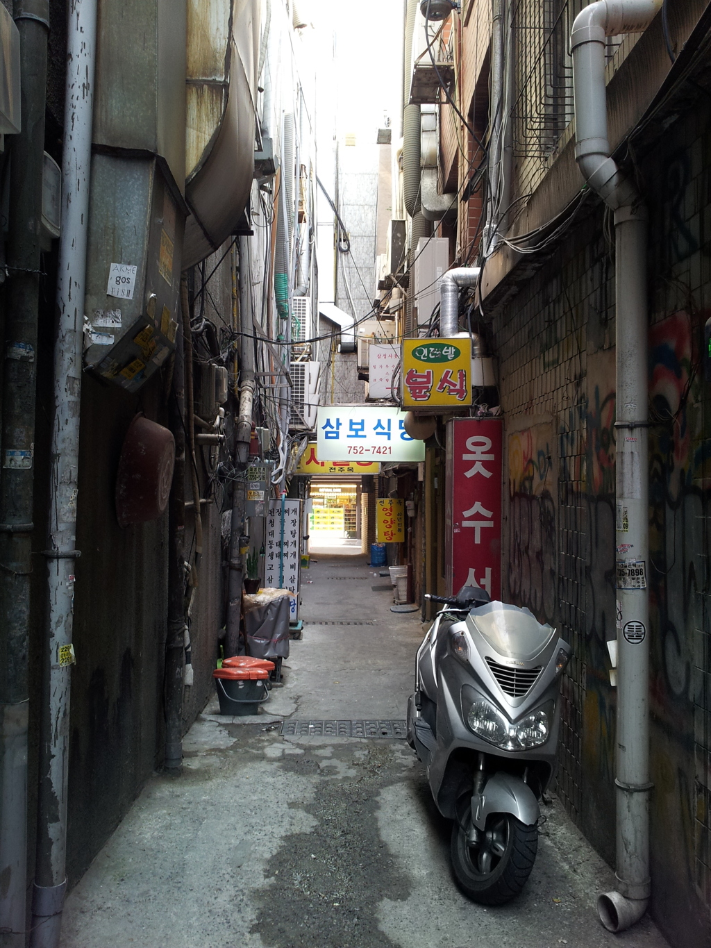 2017/06/18_明洞の裏路地