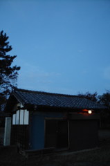 2014/11/23_夕暮れの消防小屋