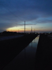 2016/10/30_用水路の夕暮れ