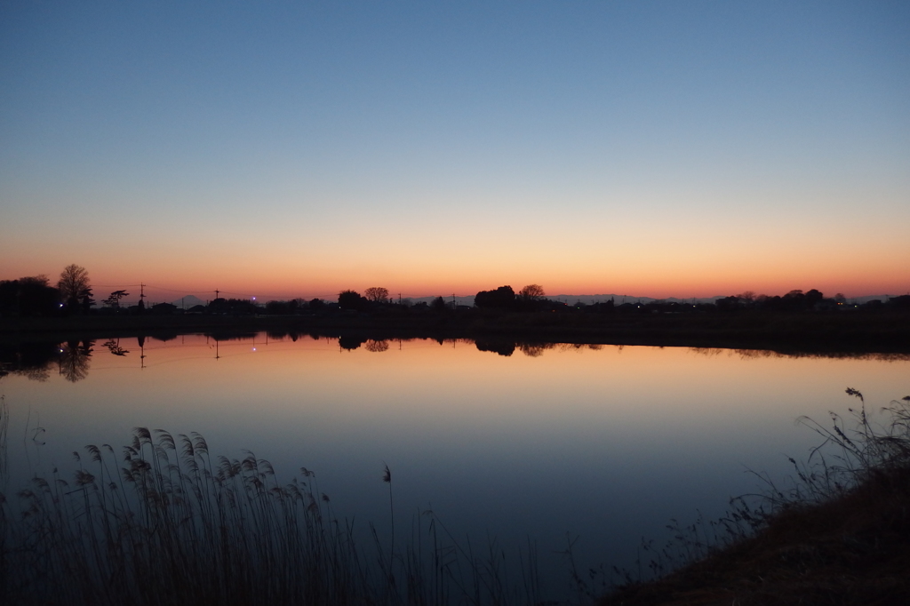 2016/02/11_溜め池の夕暮れ