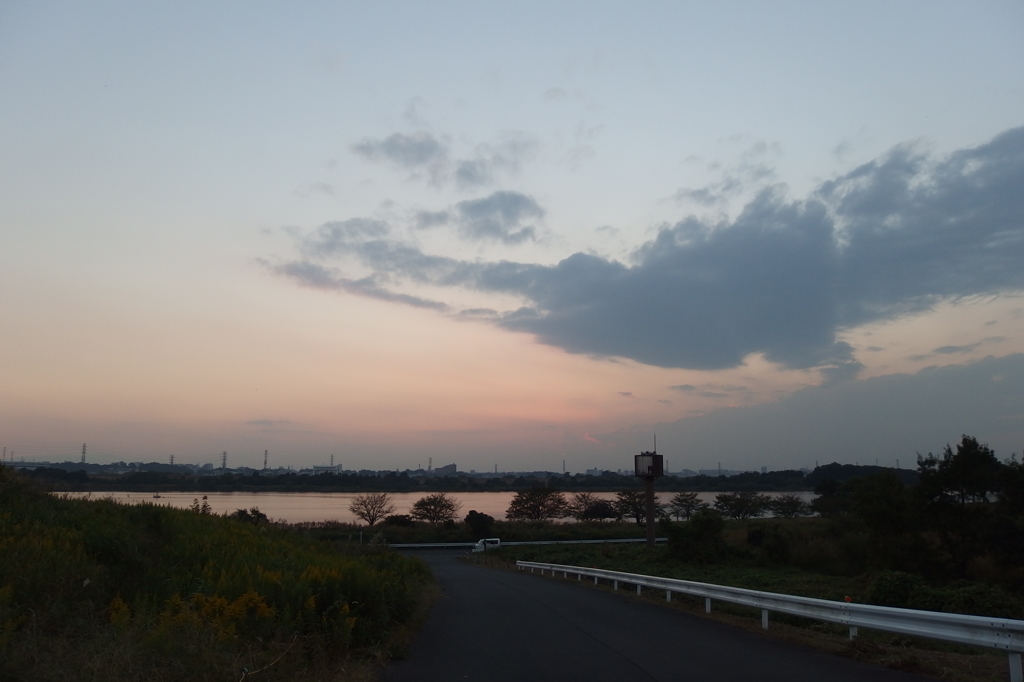 2015/10/12_彩湖の夕暮れ