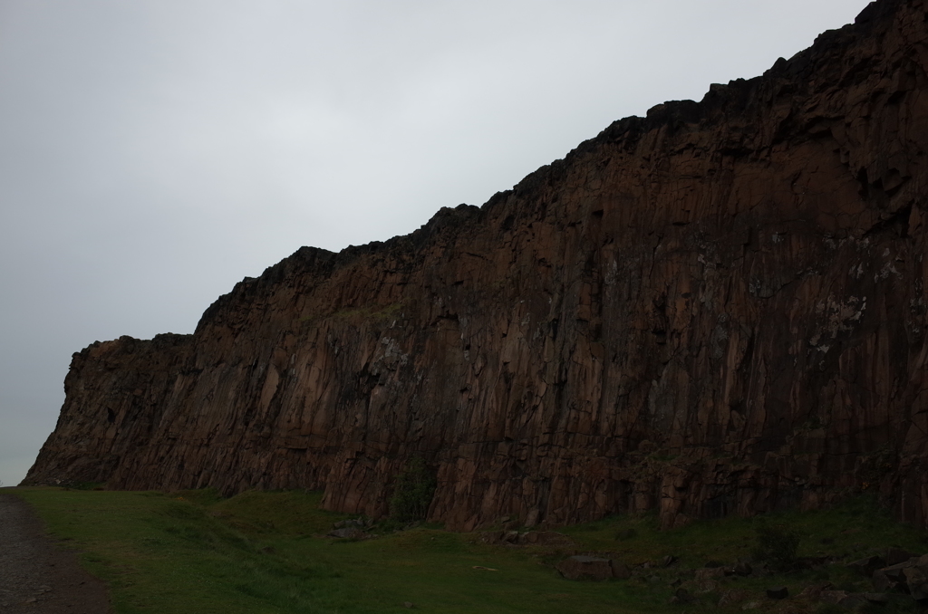 2016/05/20_ソールズベリー・クラッグス ハットンの断面