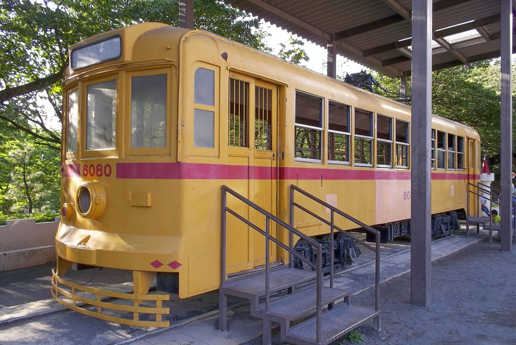 2016/05/04_飛鳥山公園の電車