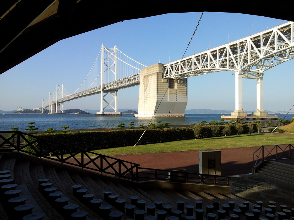 2017/10/26_瀬戸大橋記念公園 マリンドームから瀬戸大橋を望む