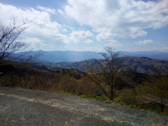 2018/04/08_外秩父山中からの眺め